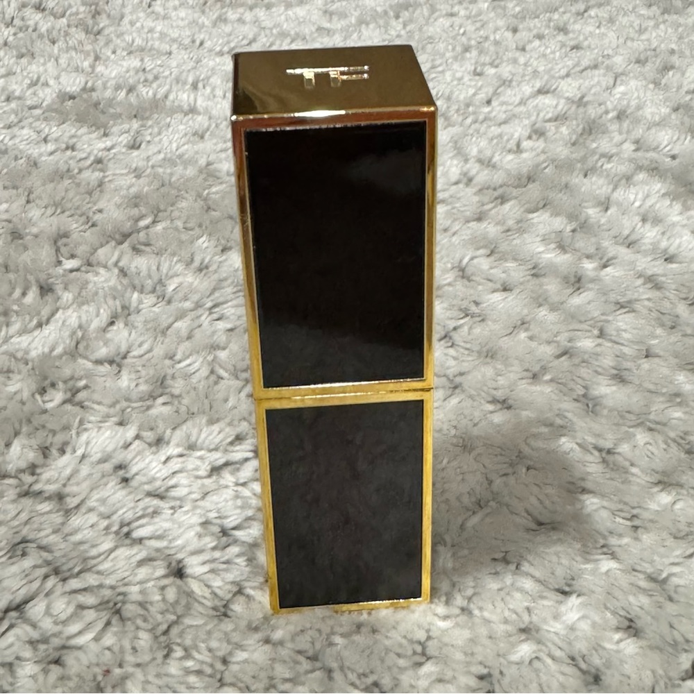 Tom Ford Lip Color - Picture 3 of 5